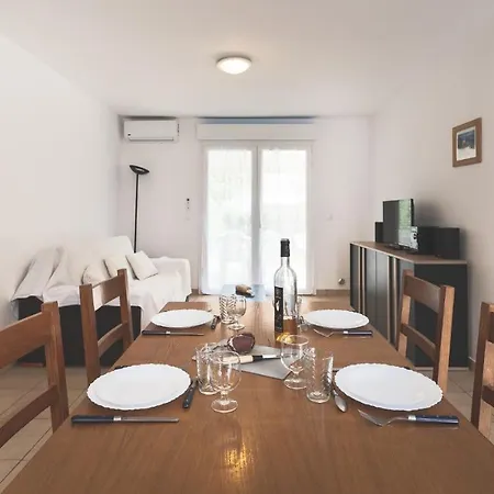 Maison A Prunete Jardin Piscine Acces Direct Holiday home